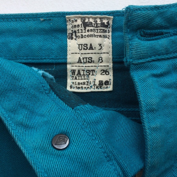 Volcom High Waist Jeans - Picture 3 of 5